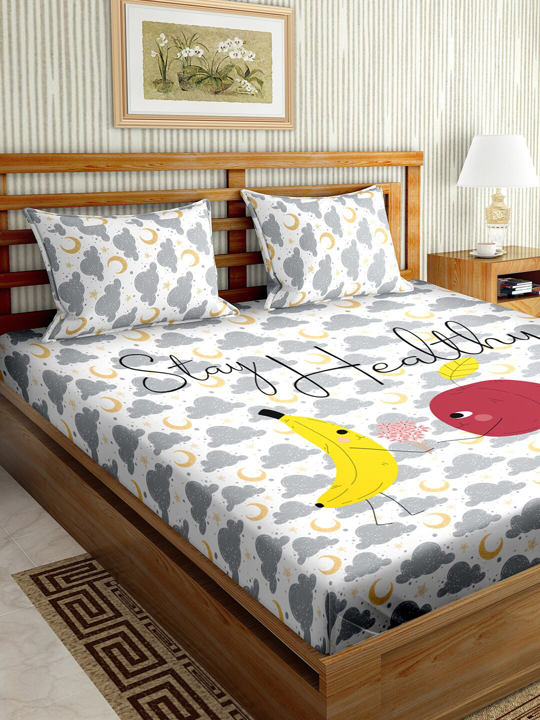 

BELLA CASA Grey & Red Graphic 150 TC King Bedsheet with 2 Pillow Covers