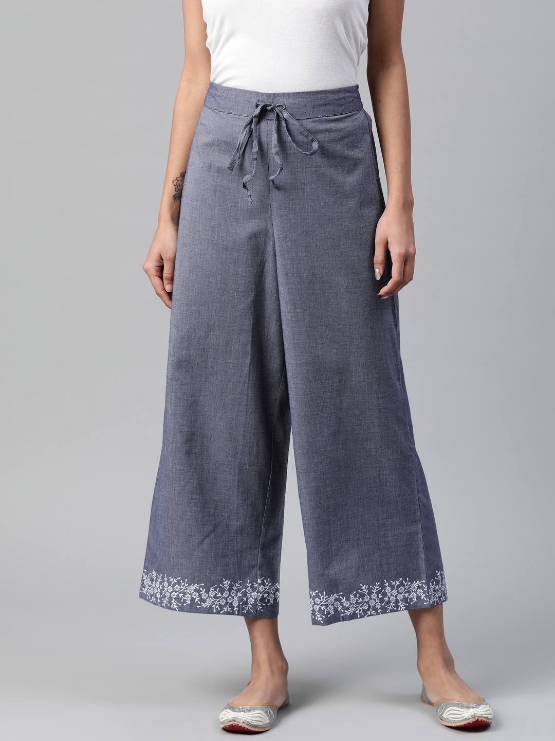 

Rangriti Women Blue Hem Design Pure Cotton Cropped Ethnic Palazzos