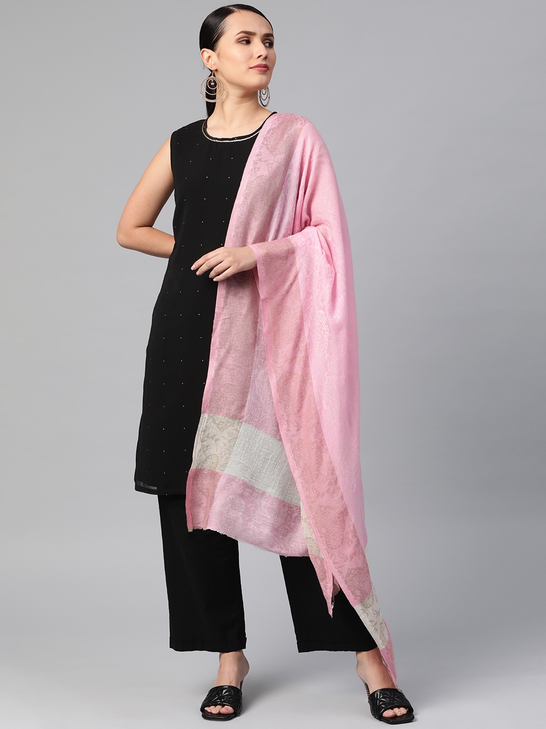 

MODARTA Pink Handwoven Woolen Shawl with floral weave