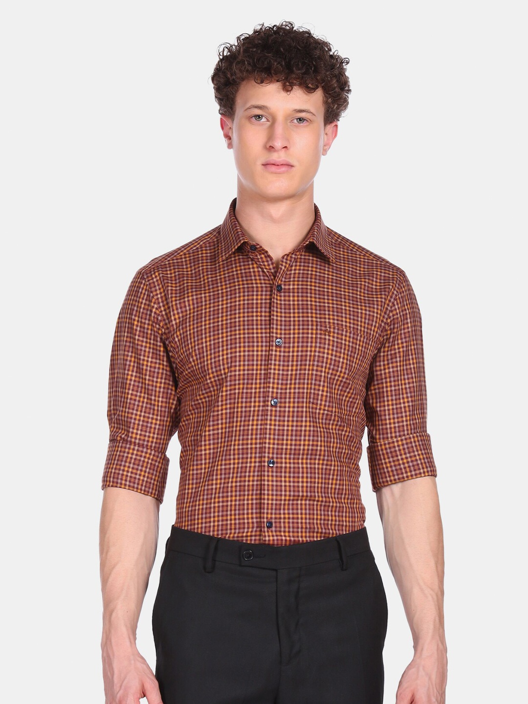 

Arrow Men Red Opaque Checked Casual Shirt