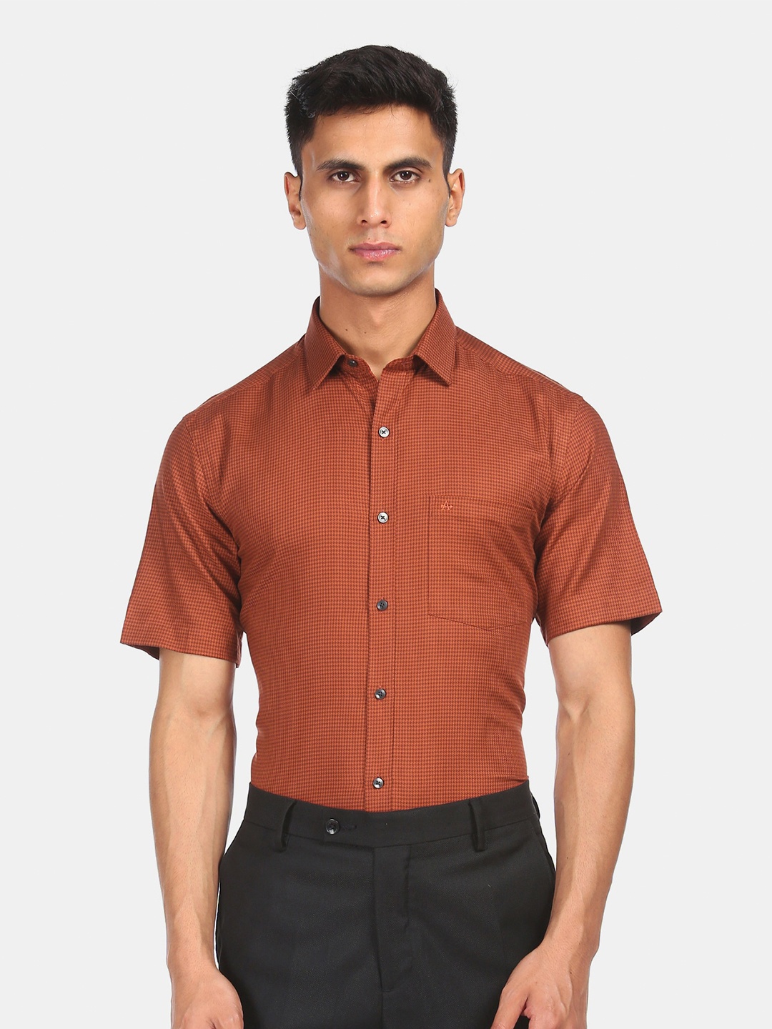 

Arrow Men Red Opaque Casual Shirt