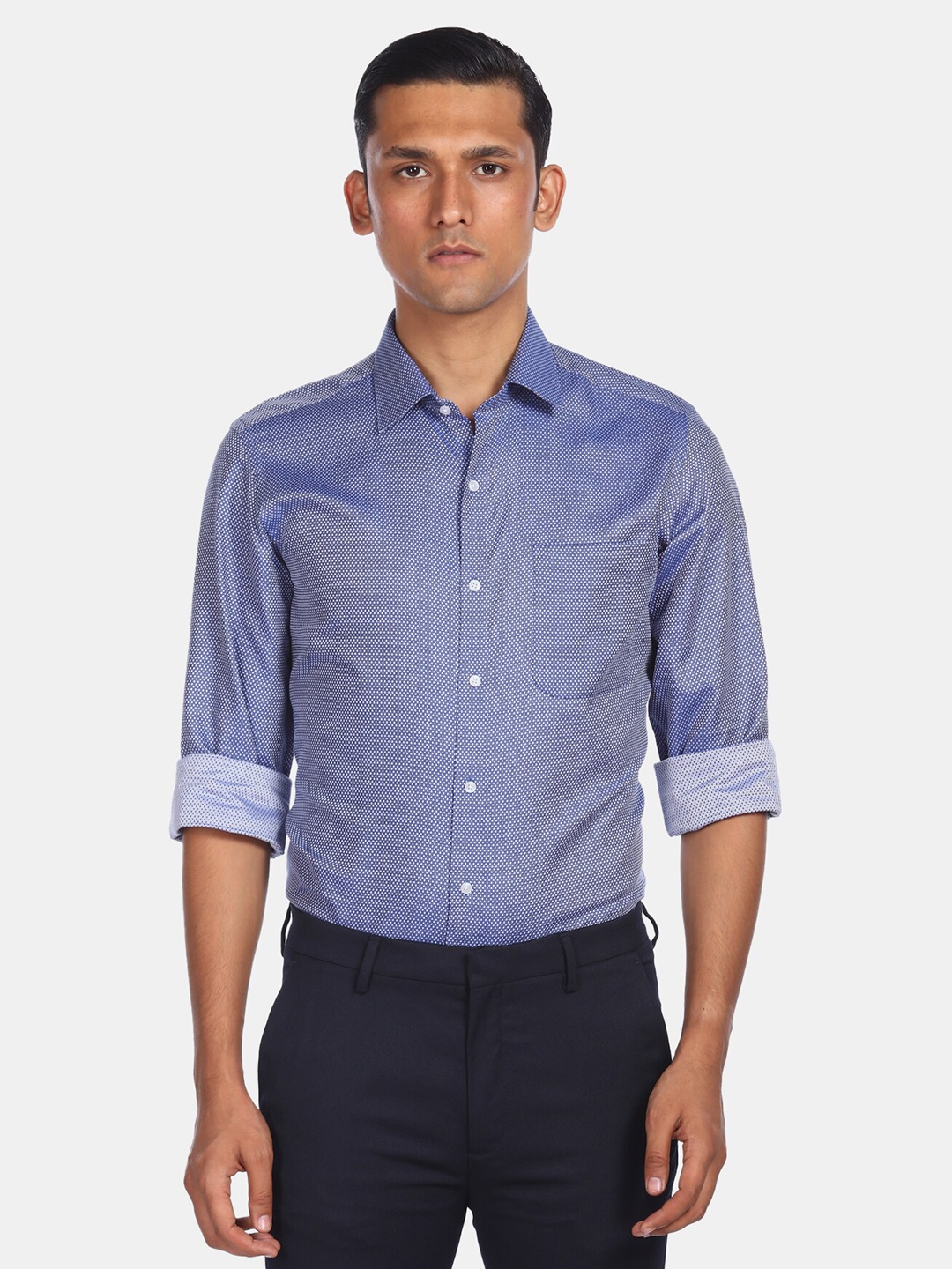 

Arrow Men Blue Opaque Casual Shirt