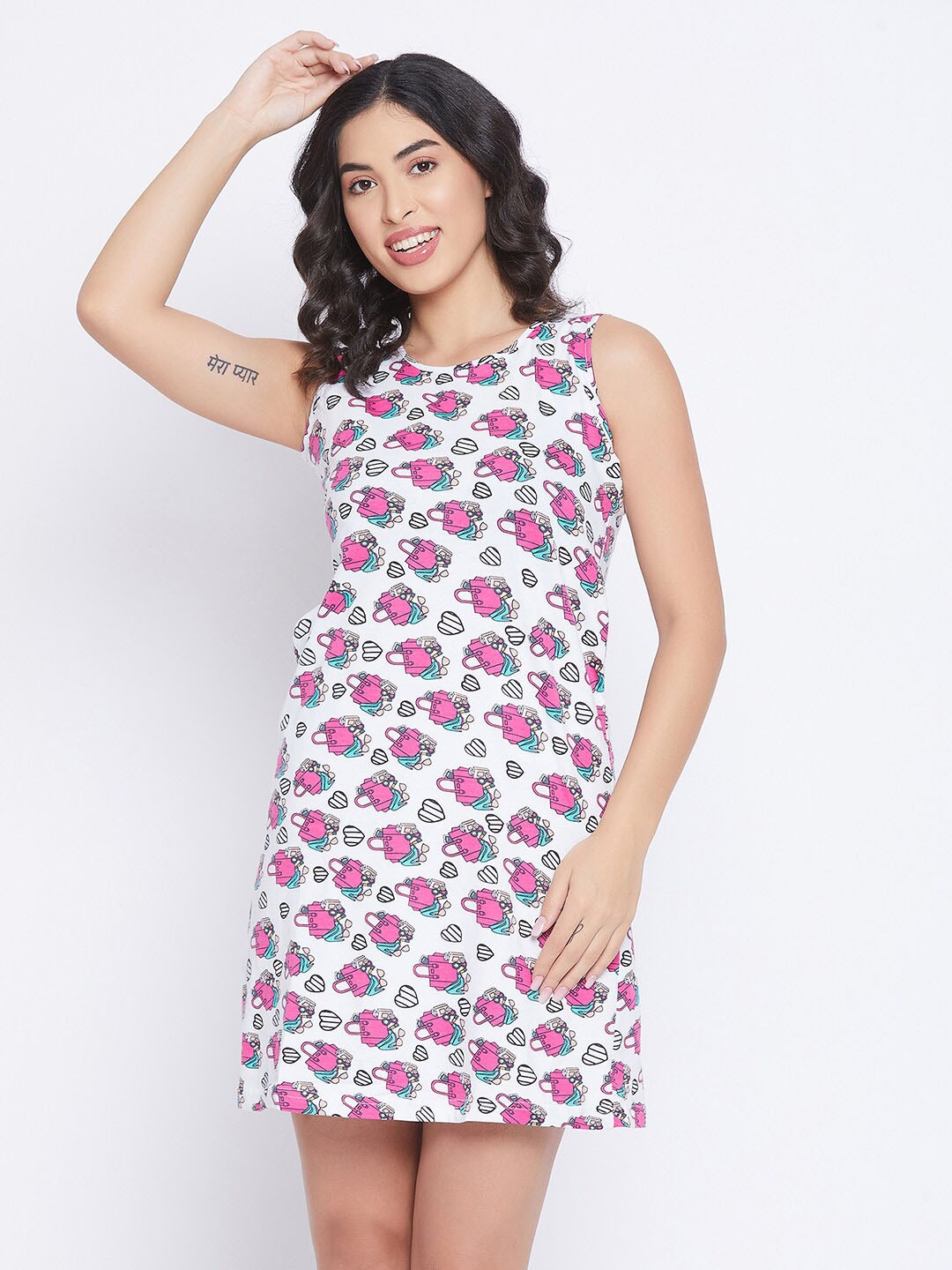 

Clovia White Printed Nightdress