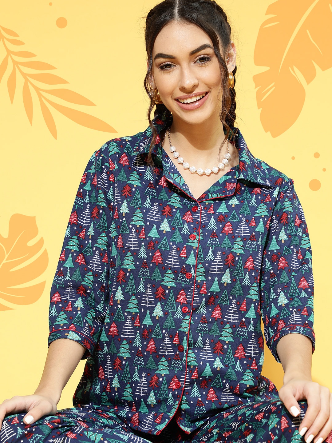 

Clovia Women Teal & Green Printed Night Suit