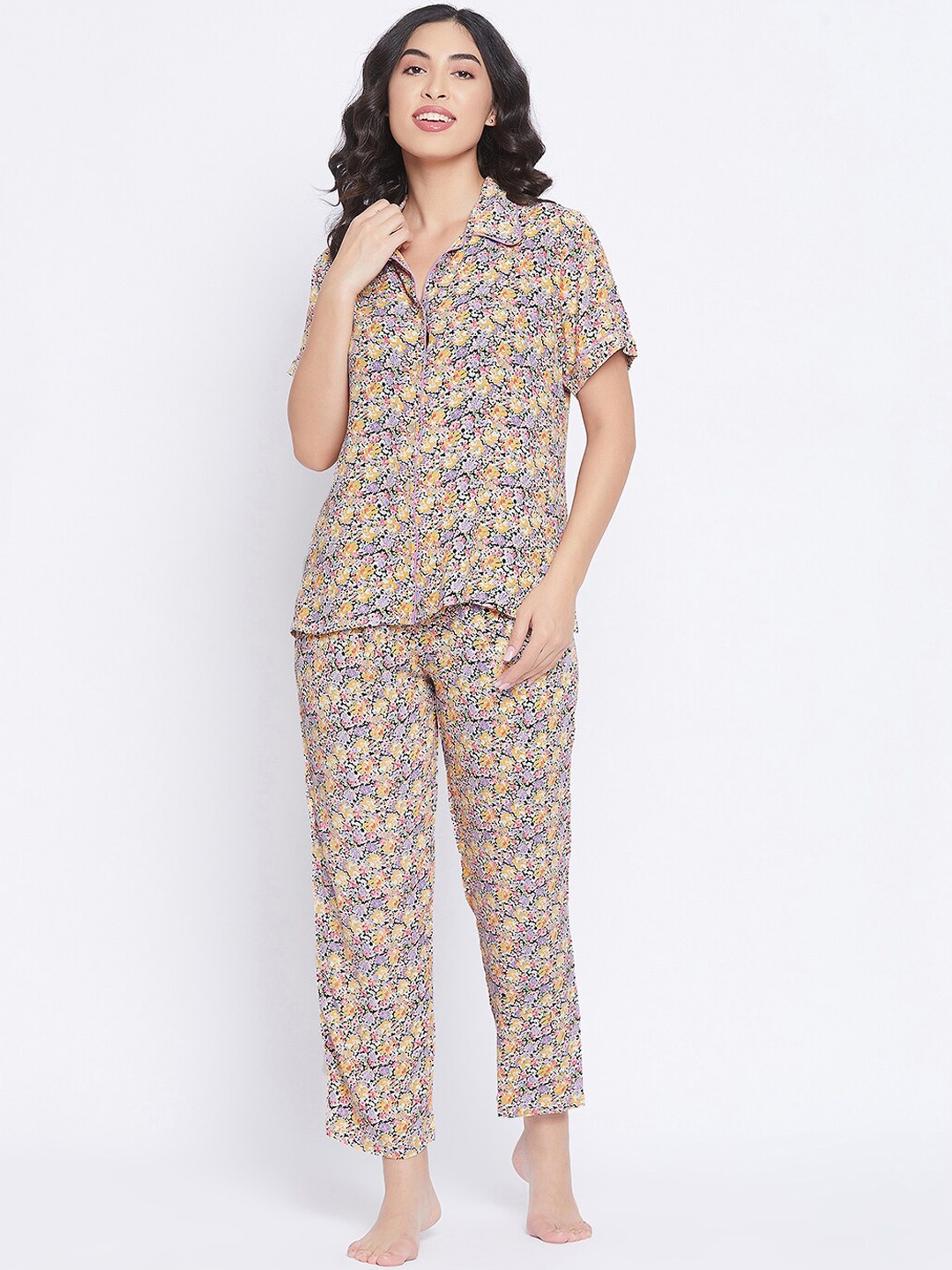 

Clovia Women Black & Pink Printed Night suit