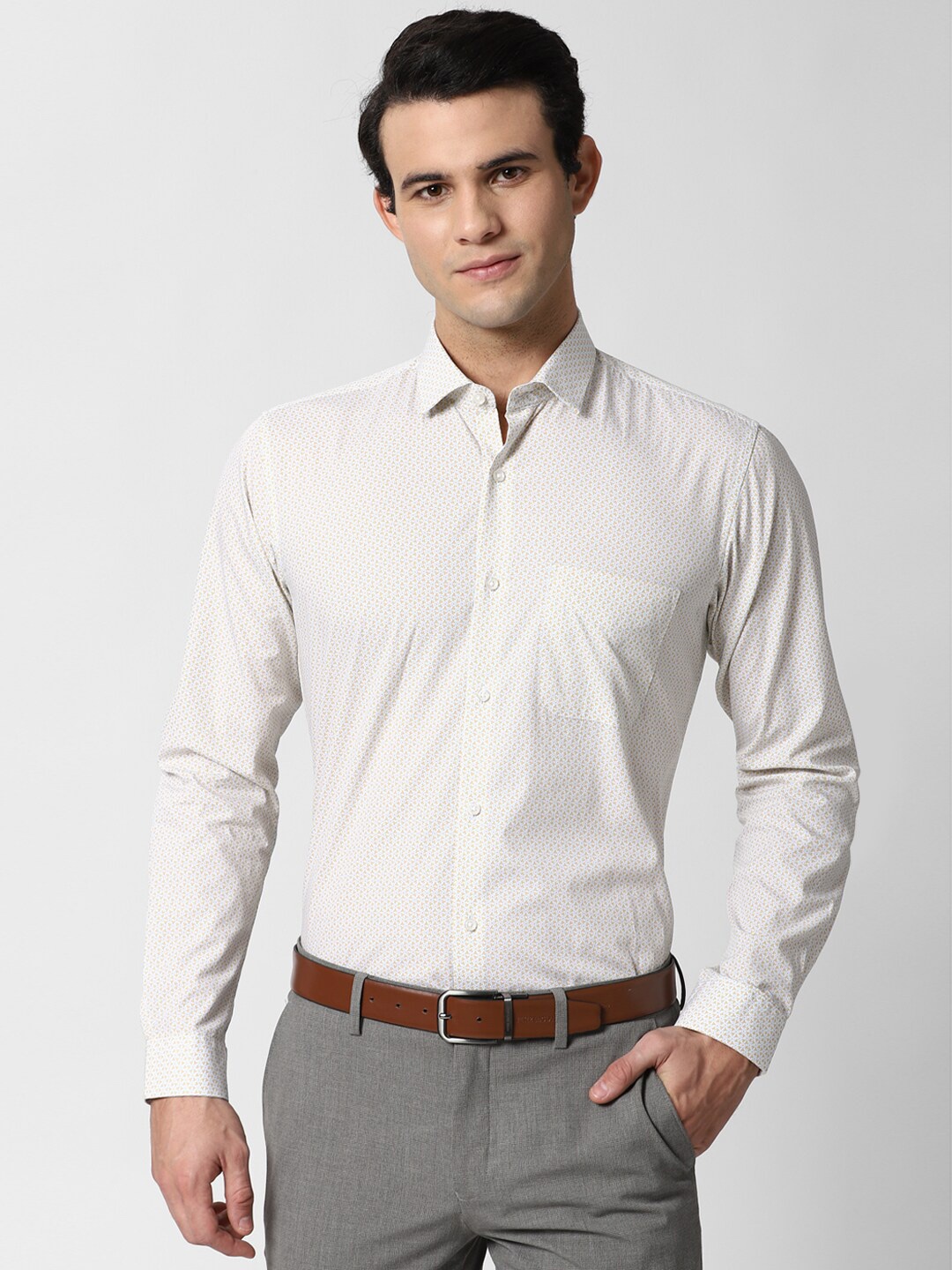 

Peter England Men Yellow Floral Opaque Printed Formal Shirt