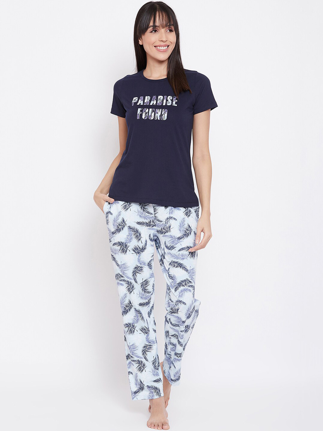 

MADAME M SECRET Women Navy Blue & White Printed Night suit