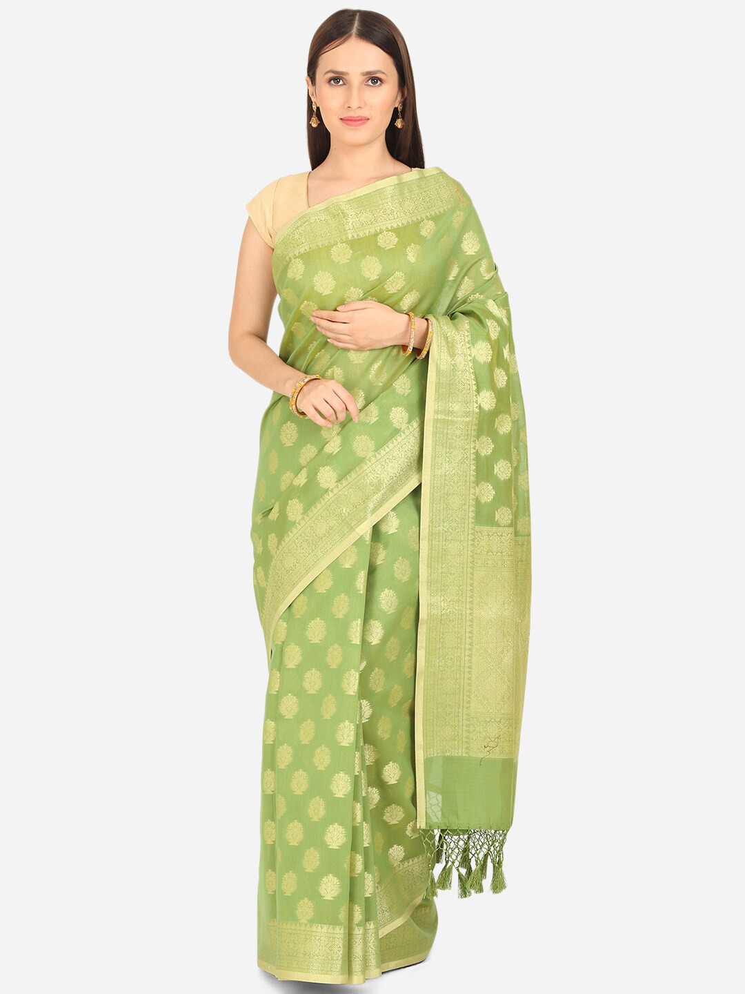 

BOMBAY SELECTIONS Green & Gold-Toned Ethnic Motifs Zari Banarasi Saree