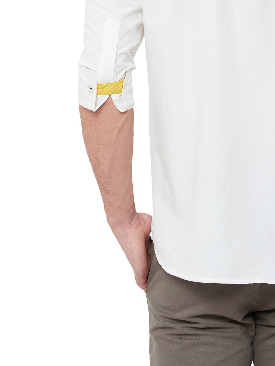

EVOQ Men Yellow Solid Cuff Bands