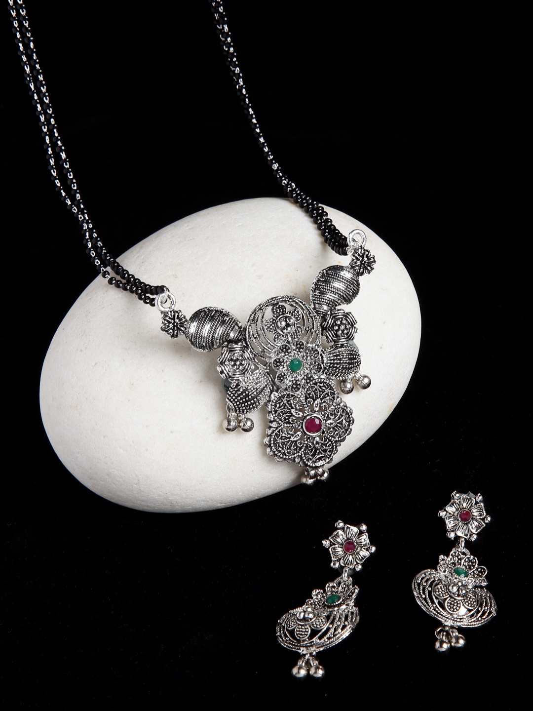

PANASH Oxidized Silver-Plated Magenta-Pink & Green Stone-Studded Mangalsutra With Earrings