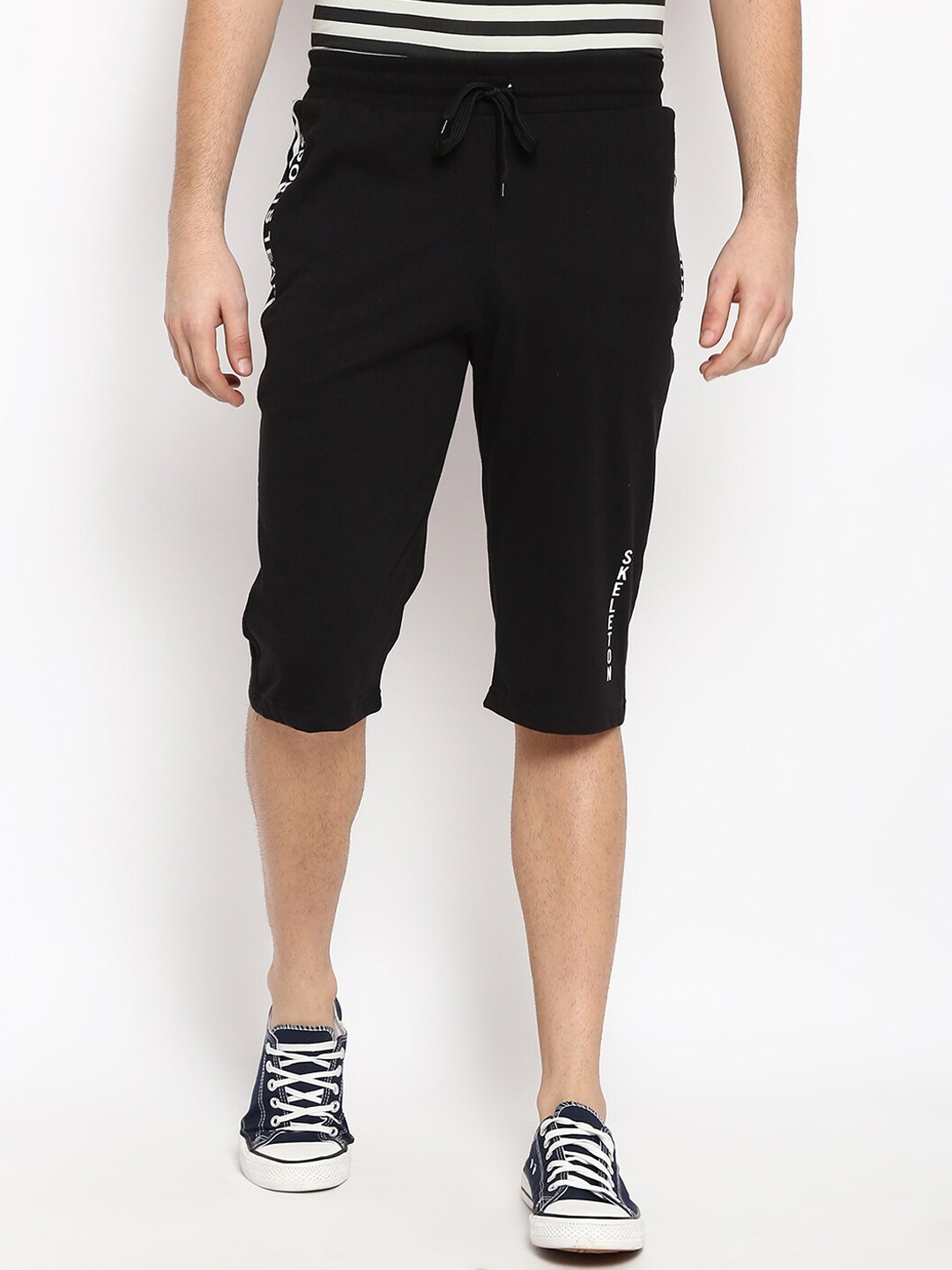 

V2 Value & Variety Men Black Cotton Regular Shorts