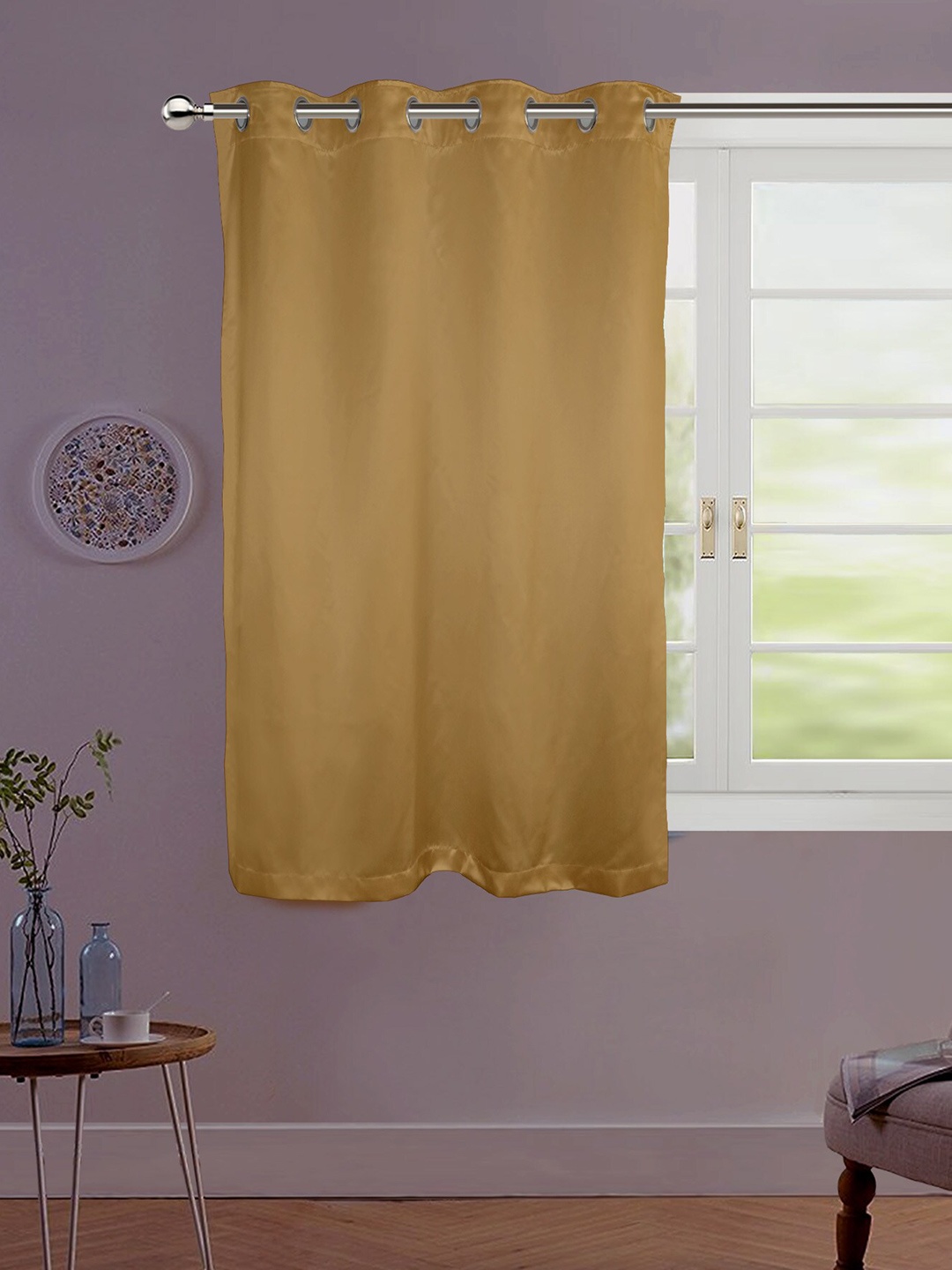 

Lushomes Gold-Toned Window Curtain