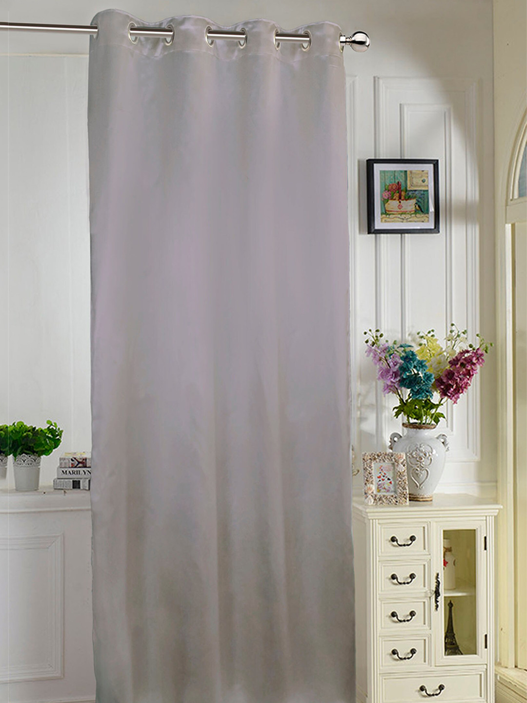 

Lushomes Grey Satin Door Curtain
