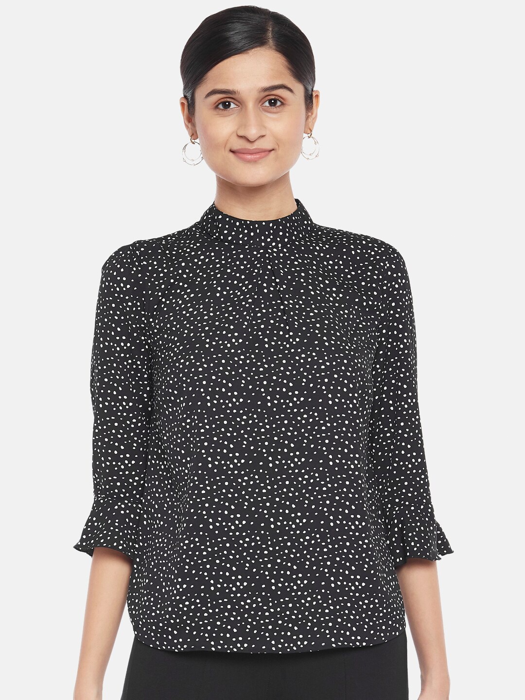 

Annabelle by Pantaloons Black Mandarin Collar Regular Top