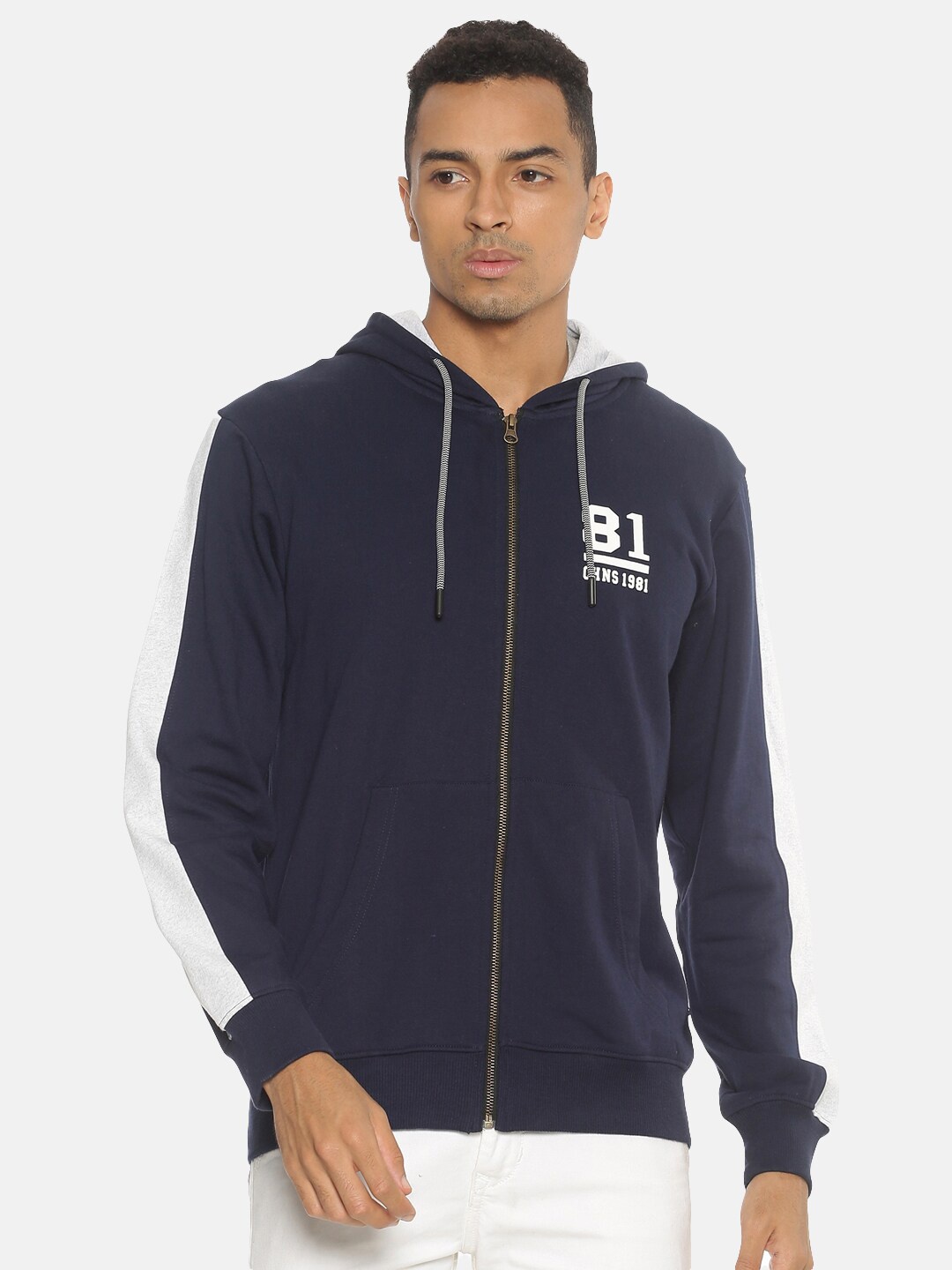 

Chennis Men Navy Blue Hooded Sweatshirt