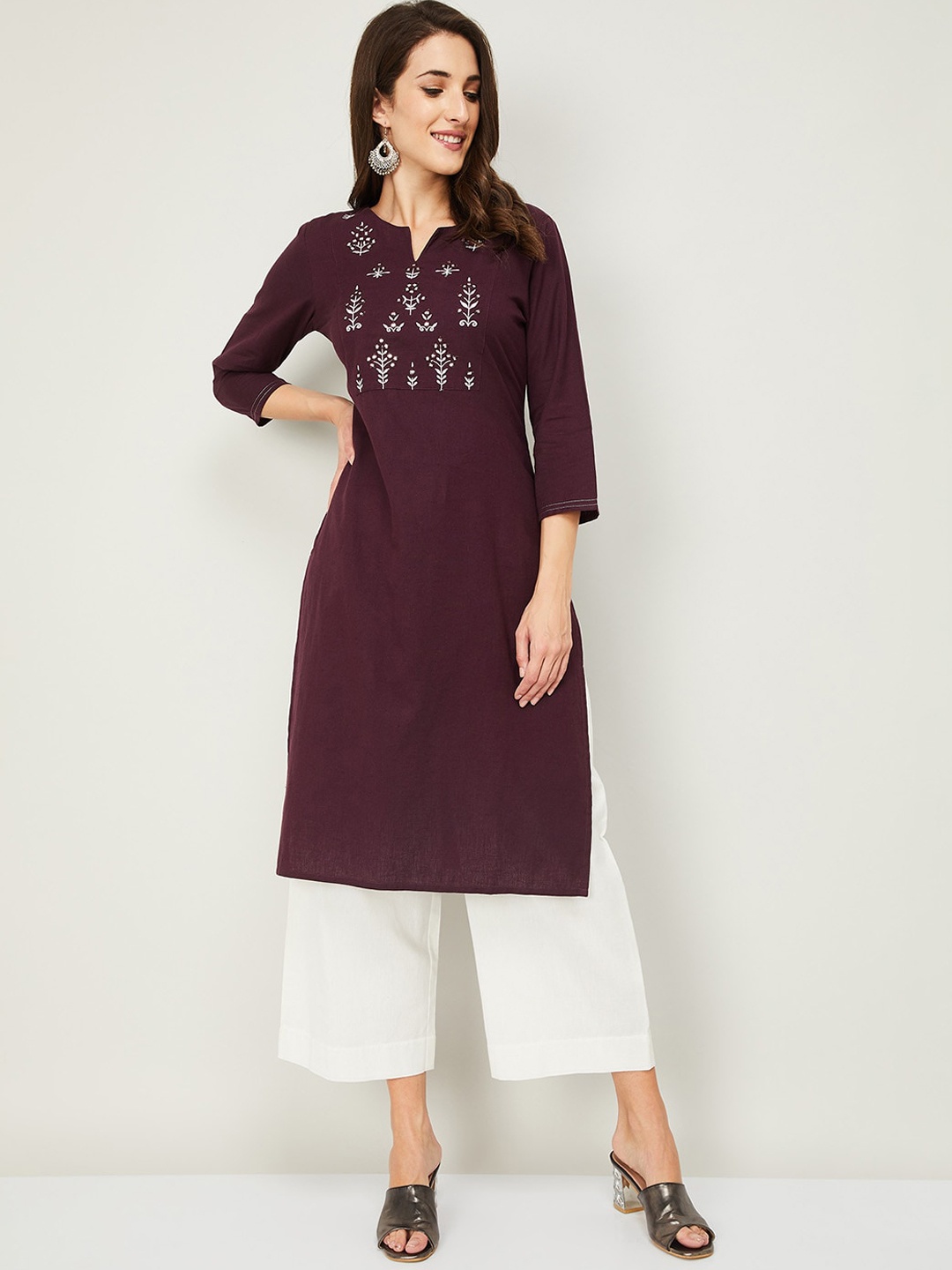 

Melange by Lifestyle Women Burgundy Yoke Design Mirror Work Pure Cotton Kurta