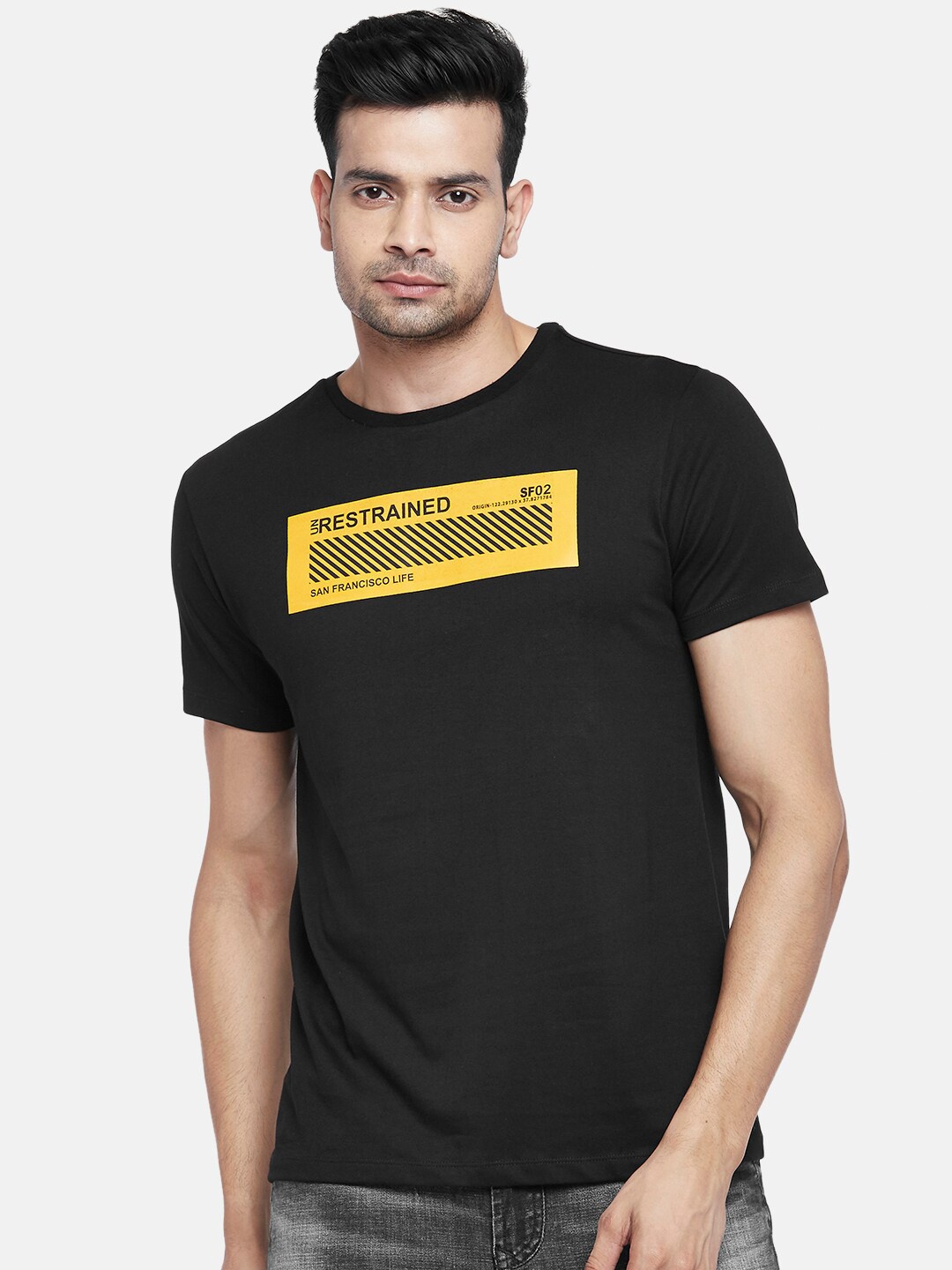 

SF JEANS by Pantaloons Men Black Slim Fit T-shirt