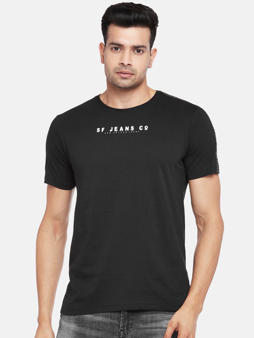 

SF JEANS by Pantaloons Men Black Typography 7 Printed V-Neck Slim Fit T-shirt