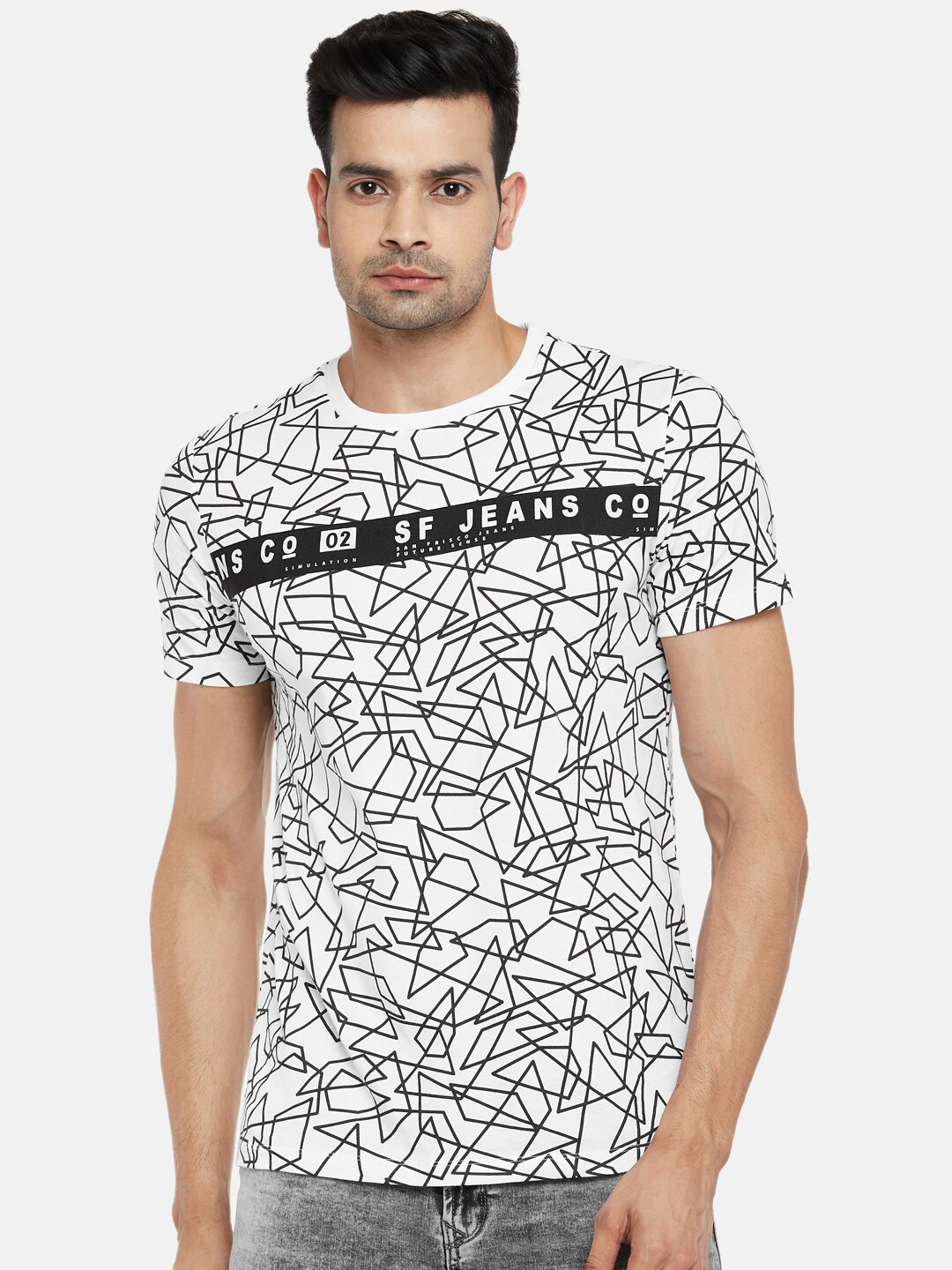 

SF JEANS by Pantaloons Men White Typography Printed Pockets Slim Fit T-shirt