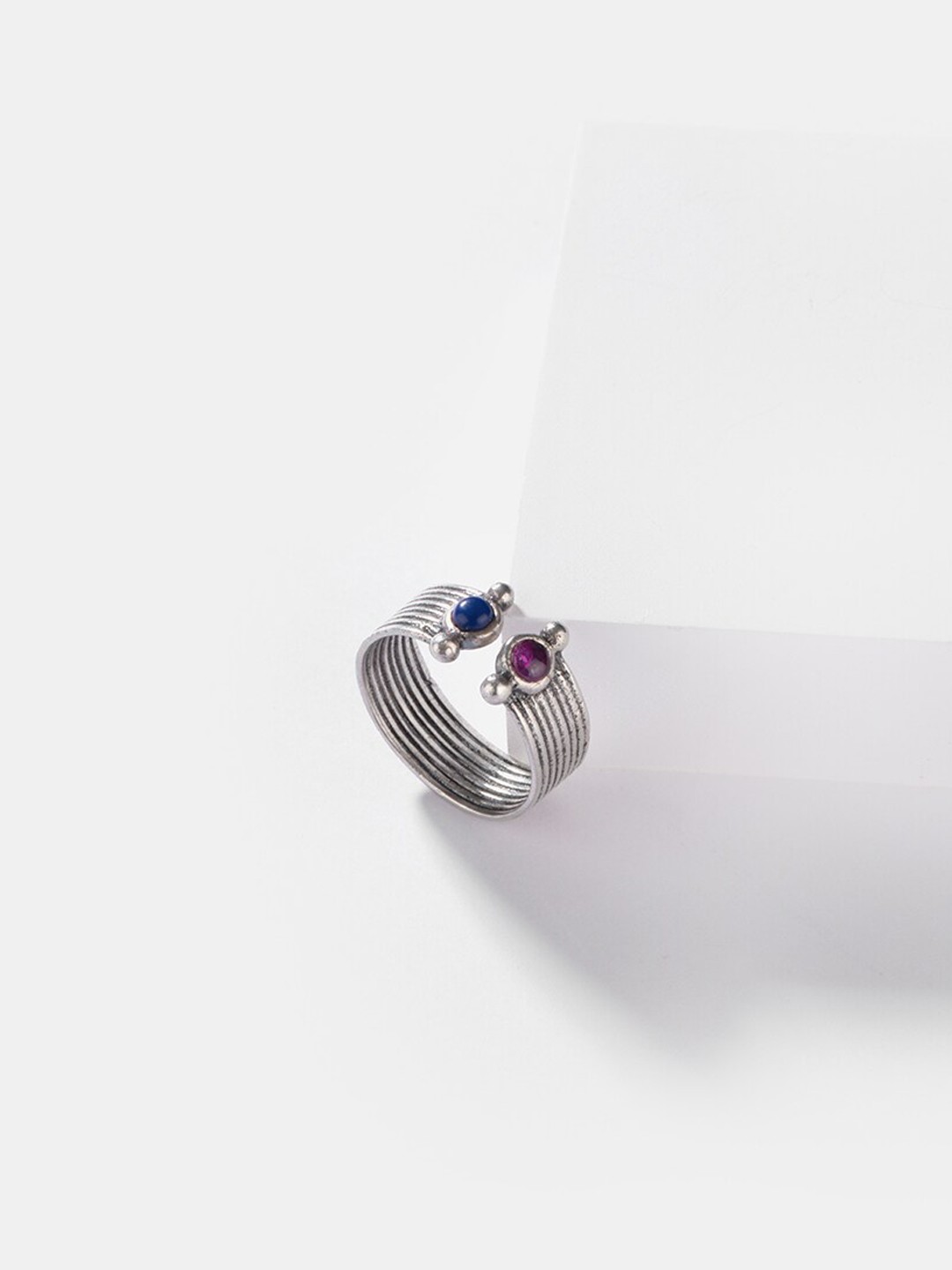 

SHAYA Oxidised Silver-Toned Purple & Blue Stone Studded Finger Ring