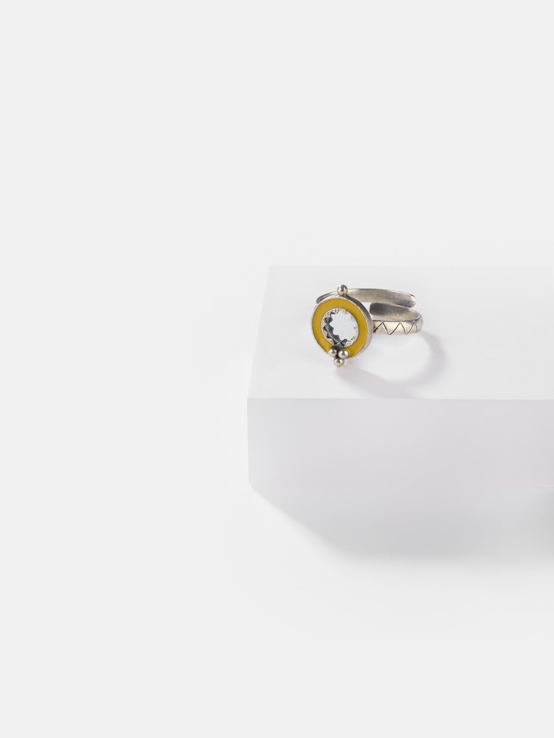 

SHAYA Oxidised Silver-Toned & Yellow Abla Bharat Enamelled Adjustable Finger Ring