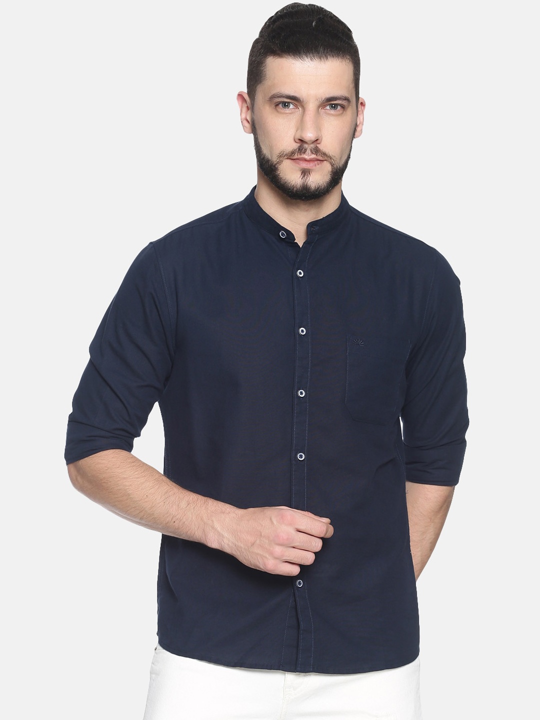 

Chennis Men Pure Cotton Navy Blue Solid Casual Shirt