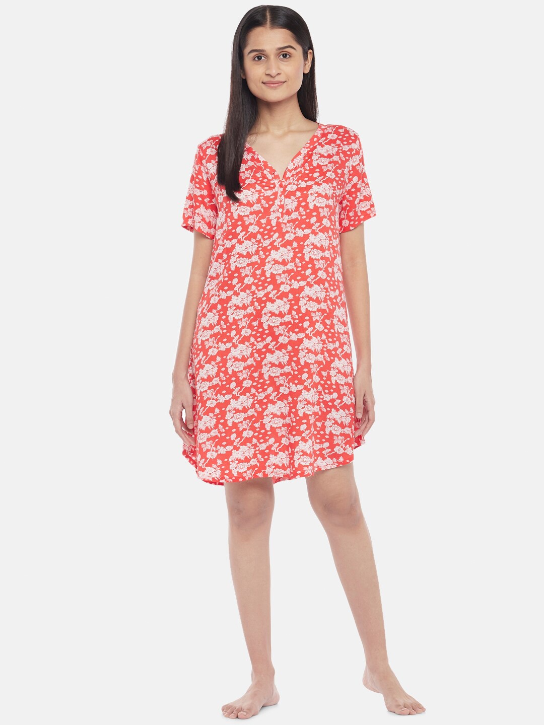 

Dreamz by Pantaloons Coral Printed Nightdress
