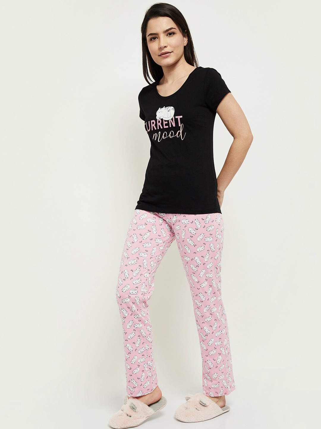 

max Women Black & Pink Printed Pure Cotton 2 Pc Night Suit