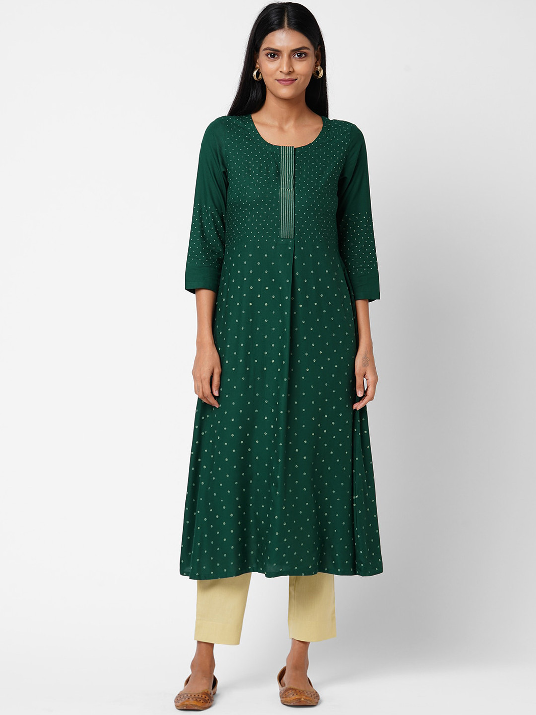 

KAMI KUBI Women Green Geometric Printed Pleated A-Line Kurta
