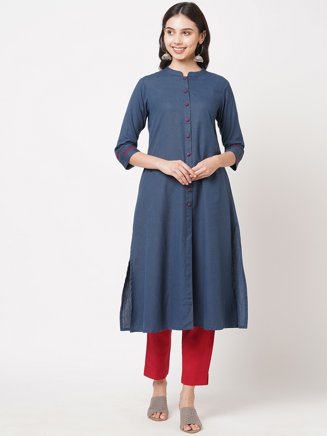 

KAMI KUBI Women Blue Solid Thread Work Detail A-Line Kurta