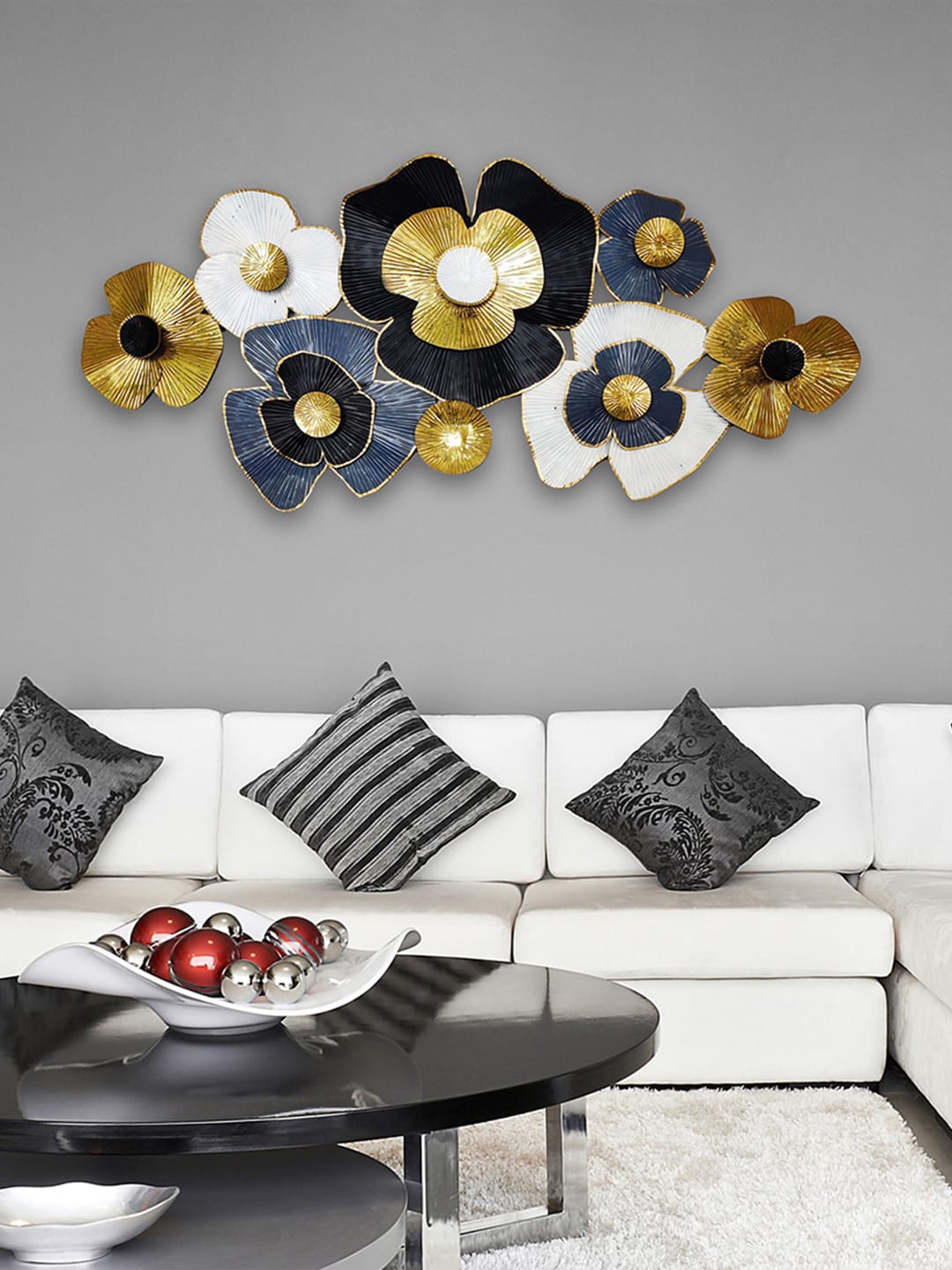 

Wembley Toys Gold-Toned & Black Floral Metallic Wall Decor
