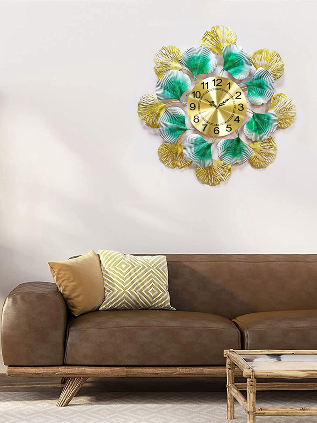 

Wembley Toys Gold & Green-Toned Metal Wall Clock