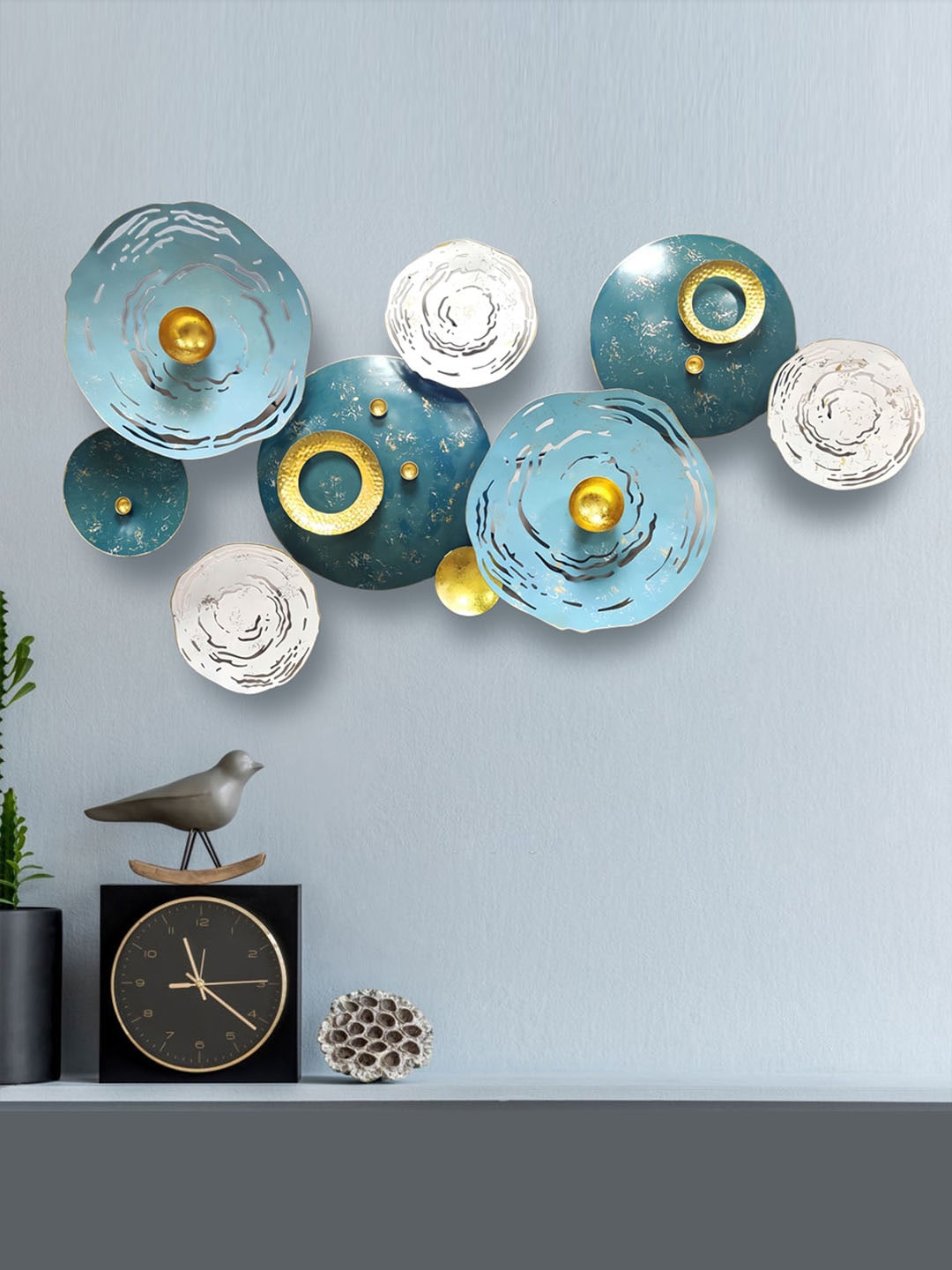 

Wembley Toys Blue & White Wall Art Clock Decor