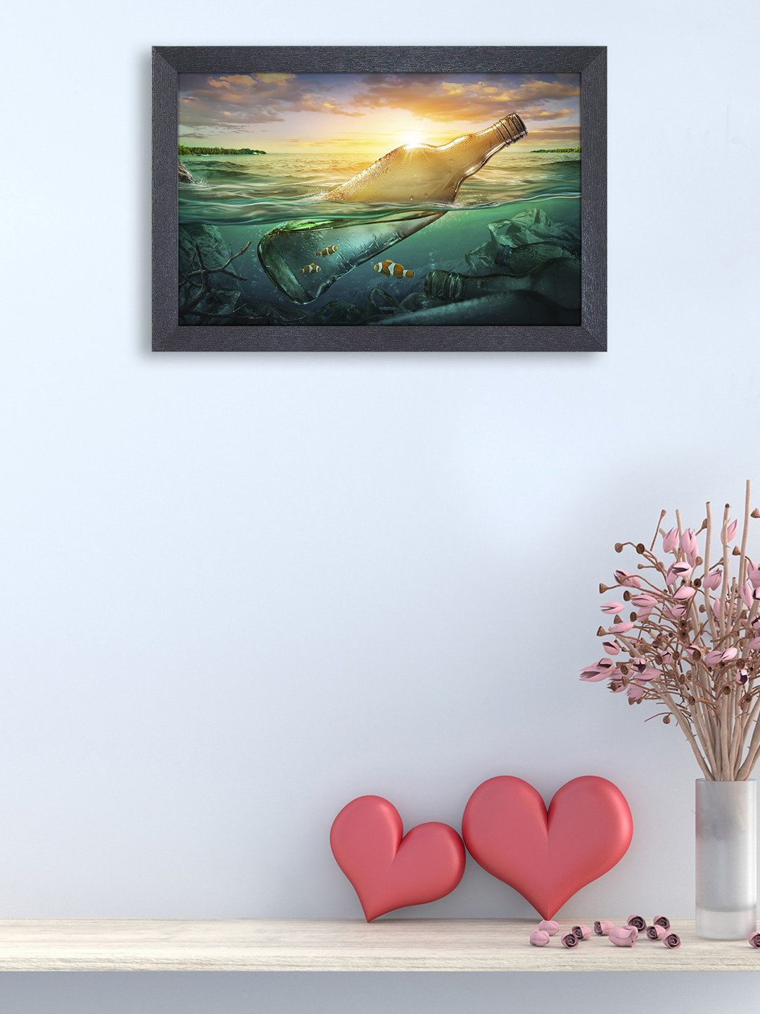 

RANDOM Sea Green & Yellow Beautiful Small Fish Painting Framed Wall Art