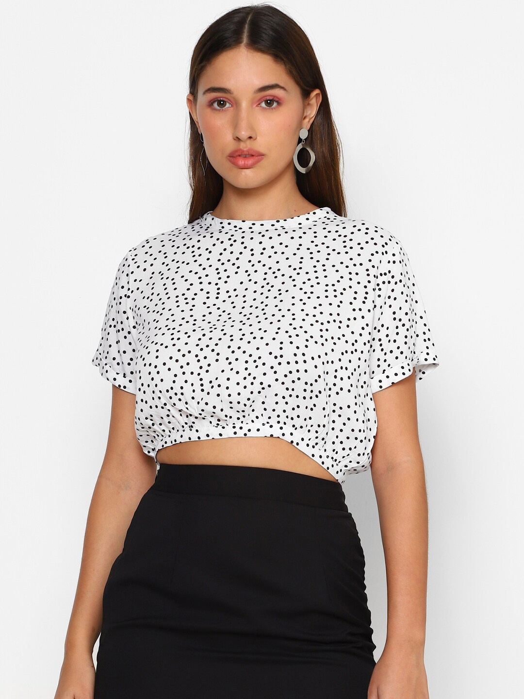 

FOREVER 21 Women White & Black Printed Crop Top with Skirt