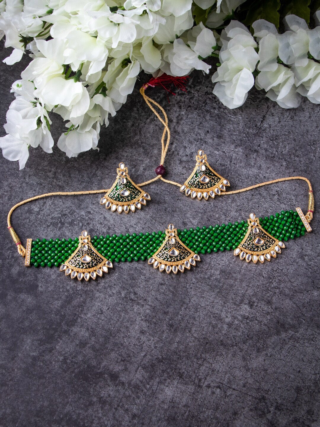 

MORKANTH JEWELLERY Green & Gold-Toned & Plated Stone Studded Jewellery Set