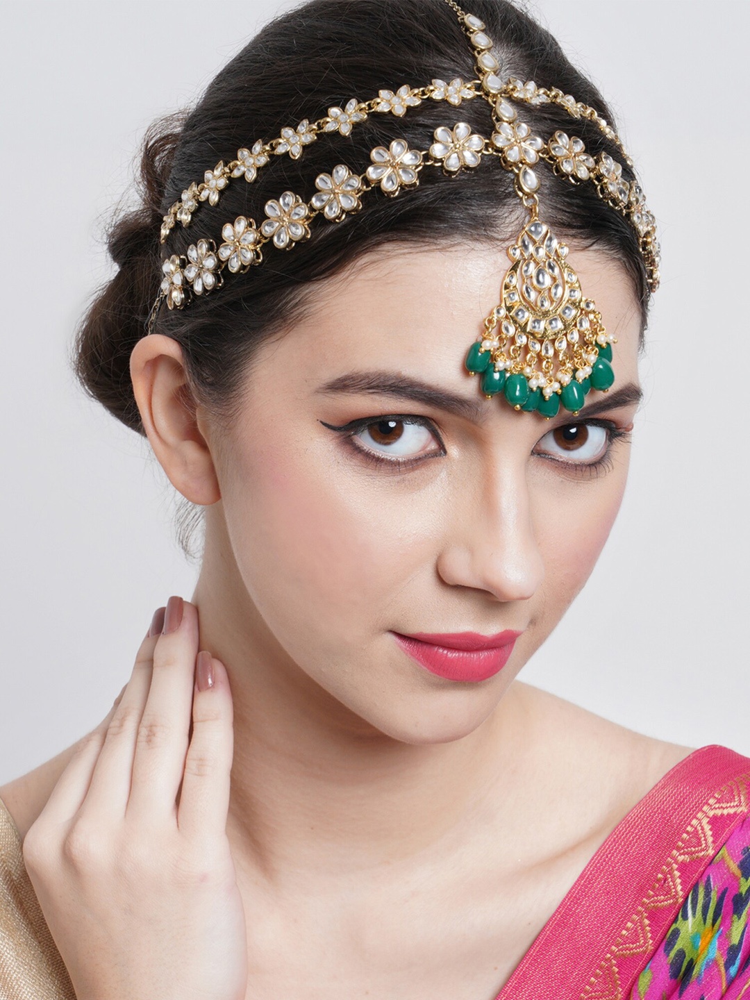 

KARATCART Gold-Plated White & Green Kundan-Studded & Beaded Handcrafted Matha Patti