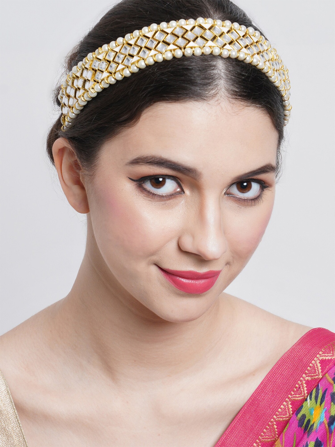 

KARATCART Women Gold-Toned Pearl Beaded Kundan Hairband
