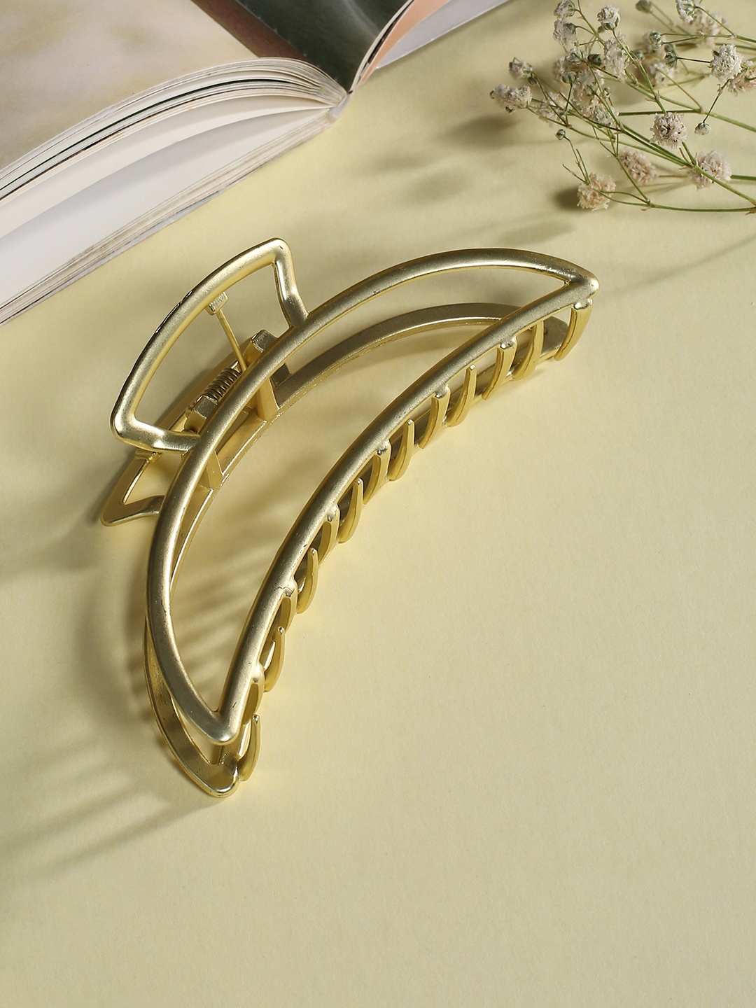 

justpeachy Women Gold-Toned Claw Clip