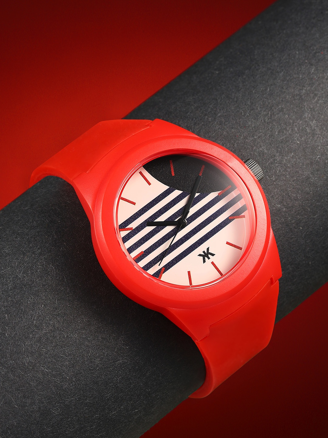

Kook N Keech Men White & Navy Blue Printed Dial & Red Strap Analogue Watch KNK7-C