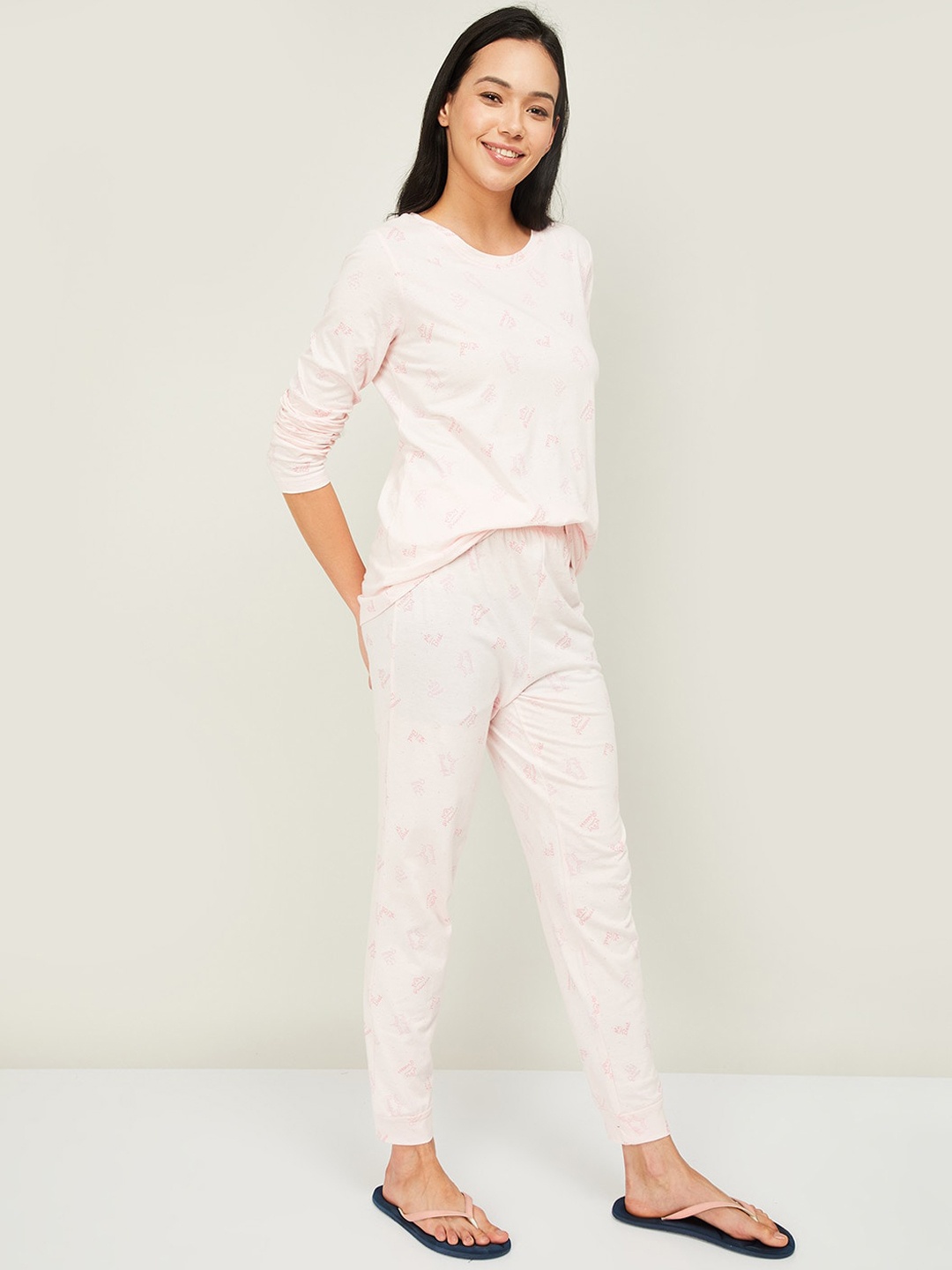 

Ginger by Lifestyle Women Pink Printed Pure Cotton Night Suit