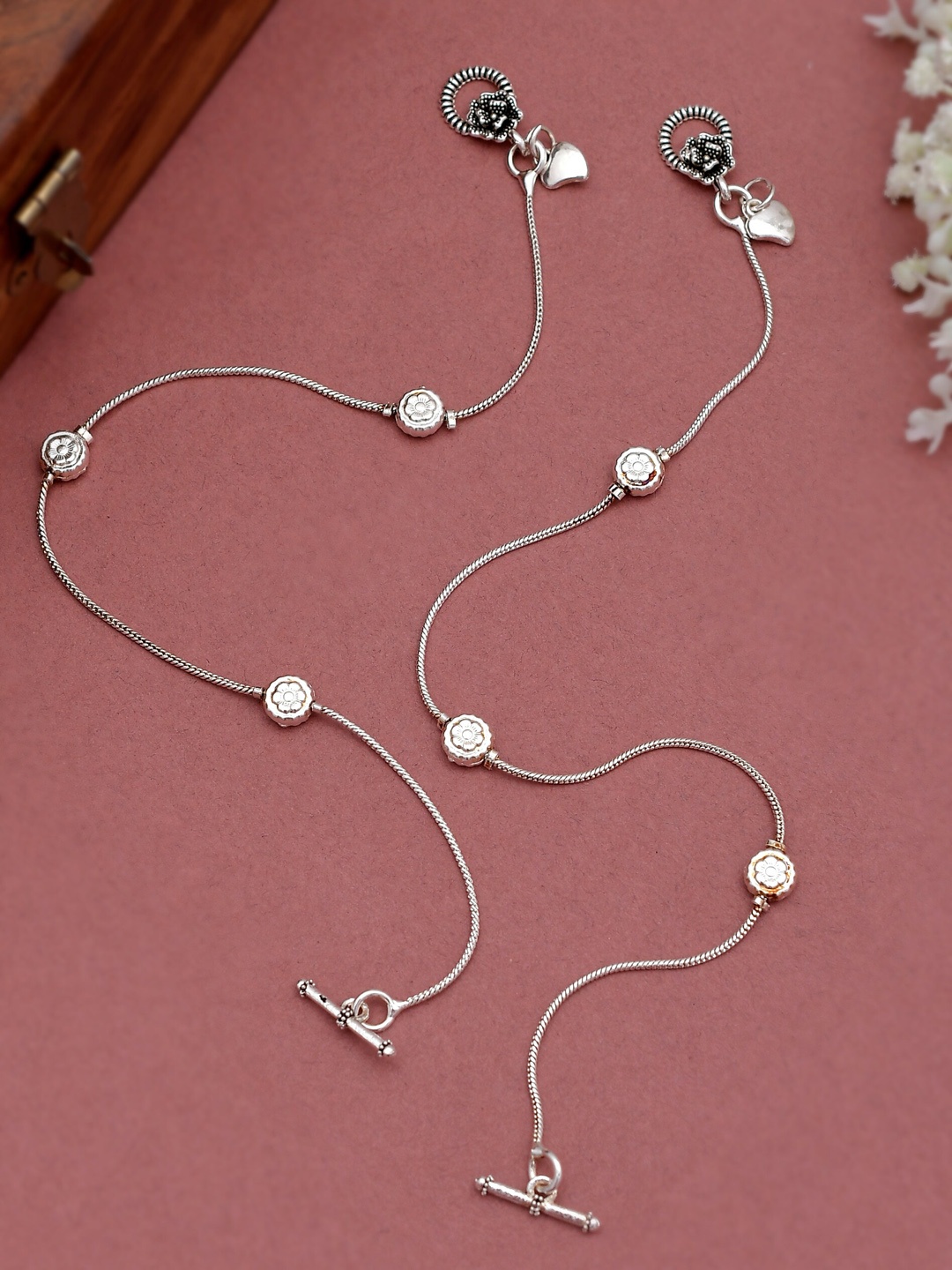 

Set Of 2 Silvermerc DesignsWomen Oxidised Silver-Plated Floral Charm Anklets