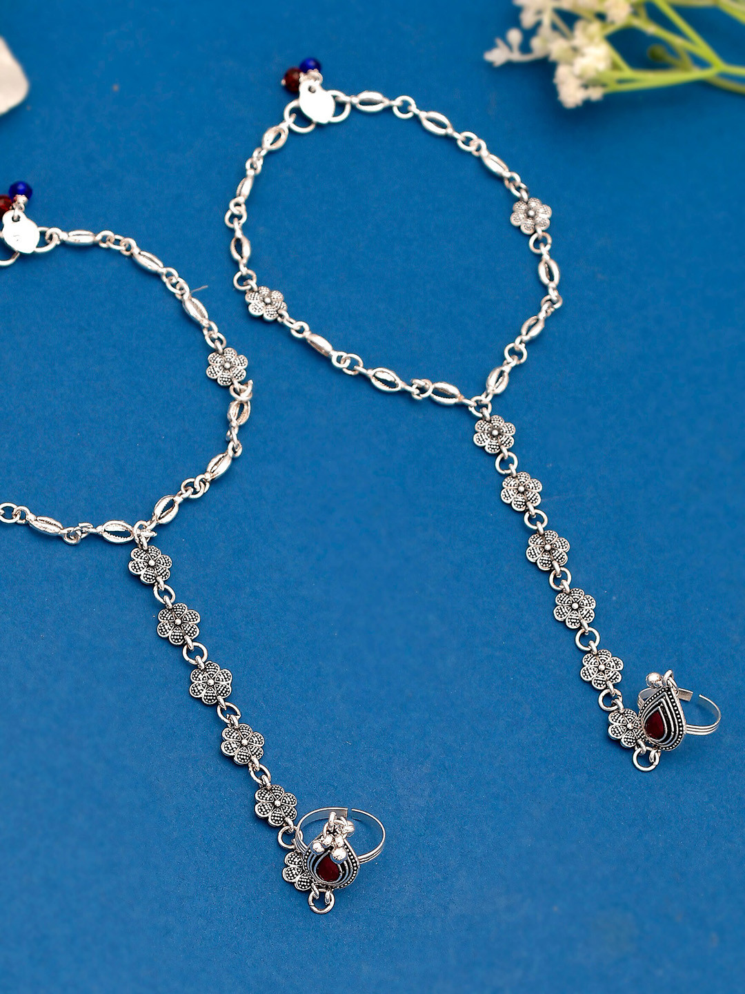 

Silvermerc Designs Silver-Plated Red Stones-Studded & Beaded Chain Anklet with Toerings