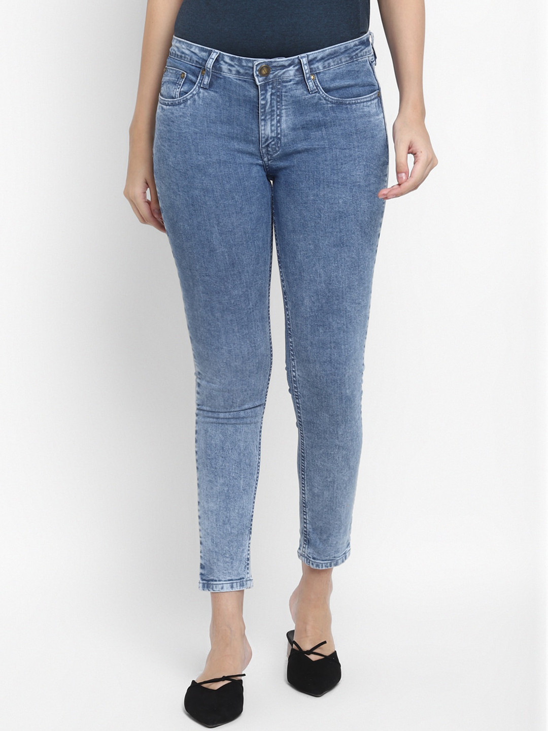 

LAMOURE BY RED CHIEF Women Blue Solid Jeans