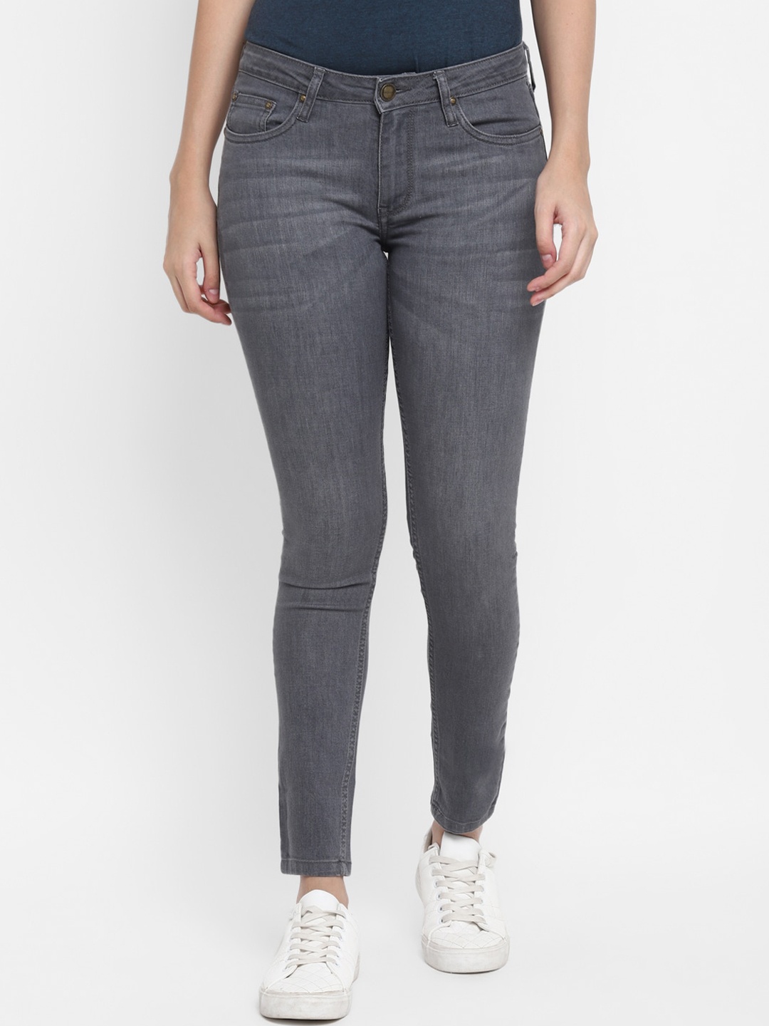 

LAMOURE BY RED CHIEF Women Grey Light Fade Jeans