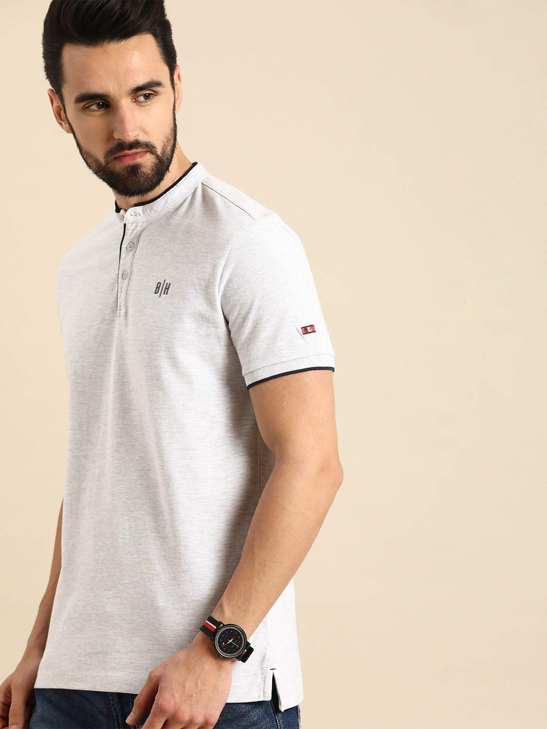 

Being Human Men Grey Melange & Navy Blue Colourblocked Mandarin Collar Slim Fit T-shirt