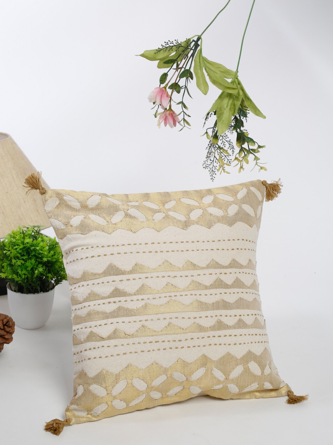 

Fabindia Off White & Gold-Toned Geometric Square Cushion Covers