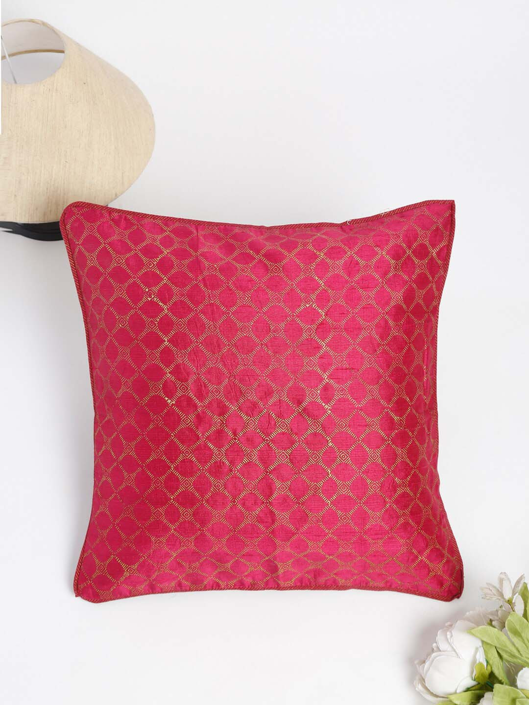 

Fabindia Fuchsia & Gold-Toned Ethnic Motifs Square Cushion Covers