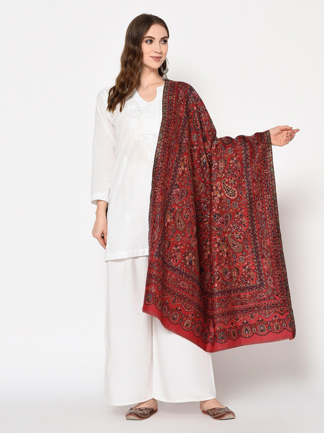

Safaa Women Red & Green Woven Design Stole