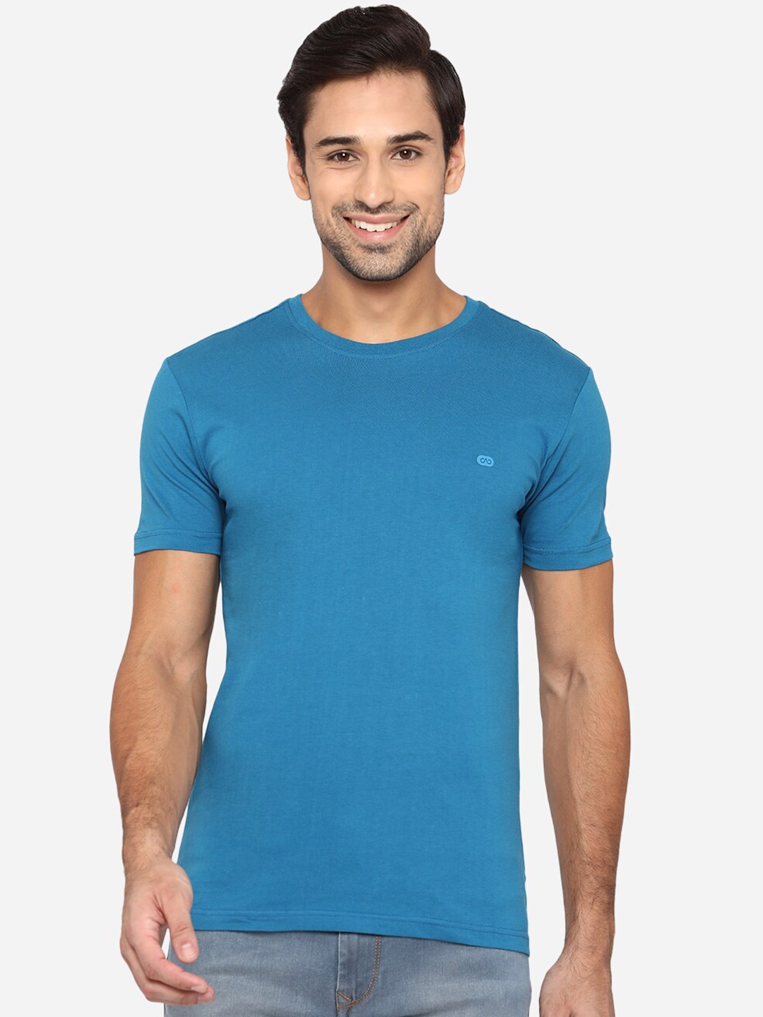 

JADE BLUE Men Blue Slim Fit T-shirt